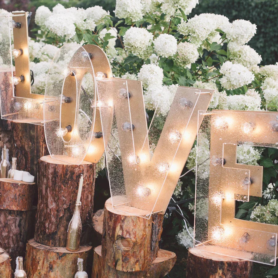 Wedding Candles: Scents that Capture the Moment