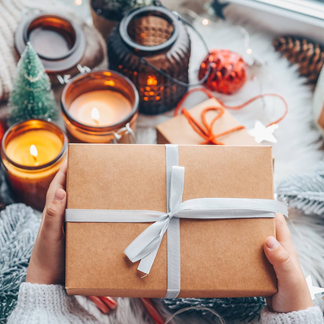 How to Package Your Winter Candles for Holiday Gifting